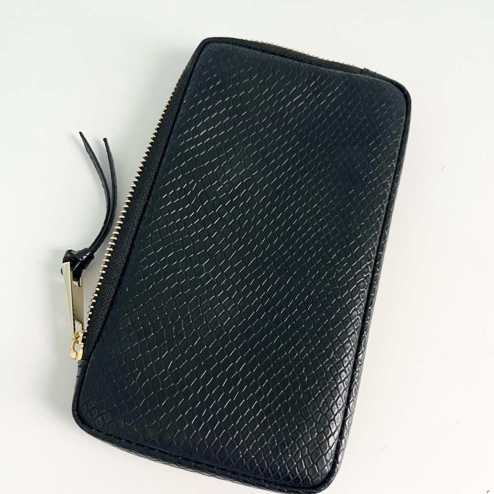 Bandolier Black Leather Crossbody IPhone Case and Pouch with Gold Chain - Picture 9 of 10